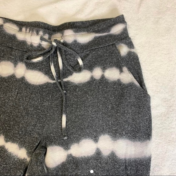 Fornia Grey and White Tie-dye Lounge Joggers - Picture 3 of 4